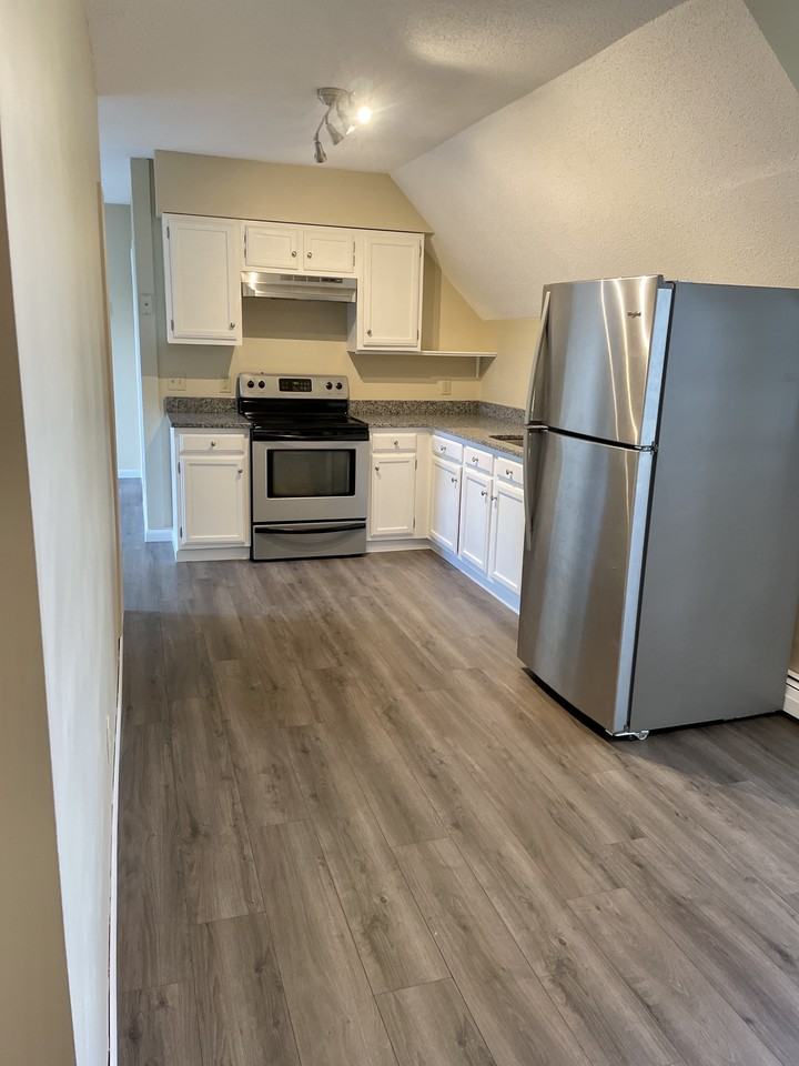 5 Myrtle St #3 - Photo 3 of 12