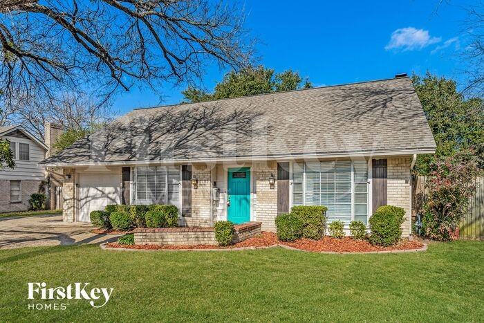 1105 Gloucester Ct S