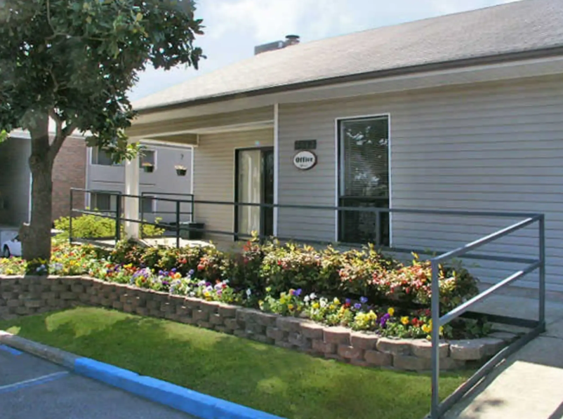 The Glenwood at Pinson - Photo 3 of 9