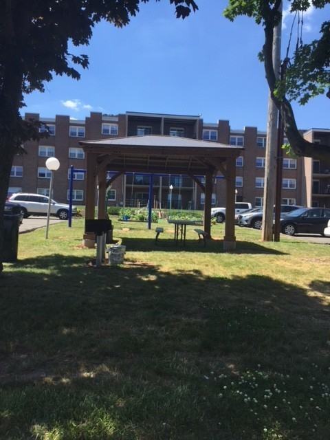 Mix Avenue, L.L.C. (MIX) Apartments 905 Mix Ave, Hamden, CT 06514