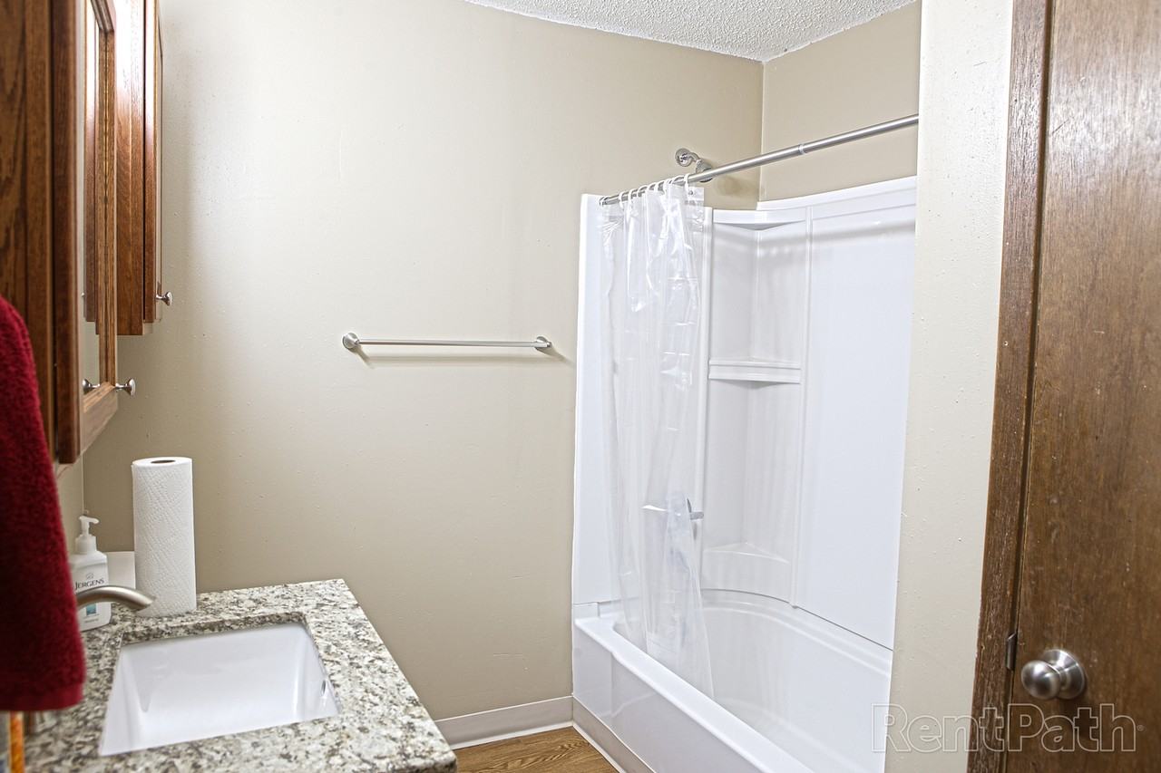 Wyndsor Terrace - Photo 7 of 21