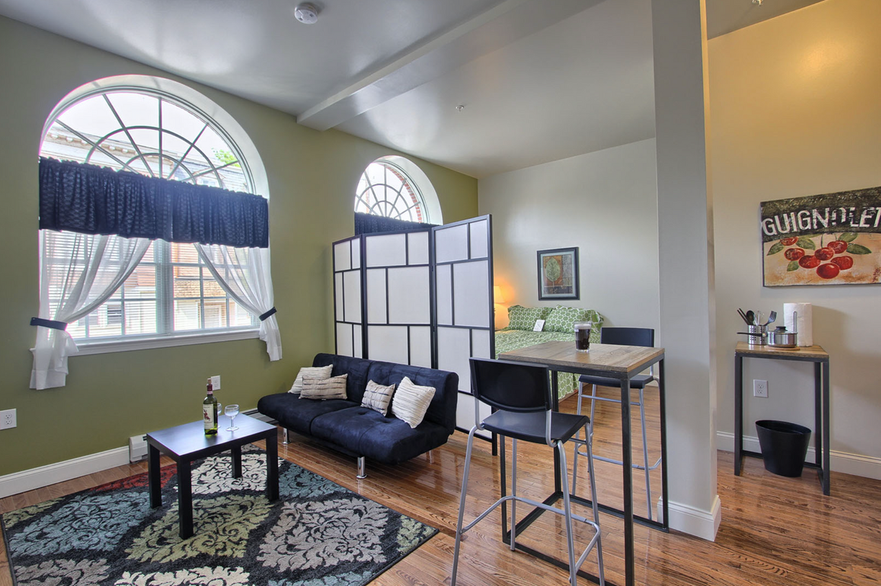 Glass Factory - Photo 5 of 11