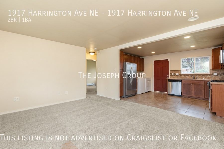 1917 Harrington Ave Ne - Photo 2 of 29