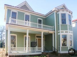 featured image of 334 Greene St