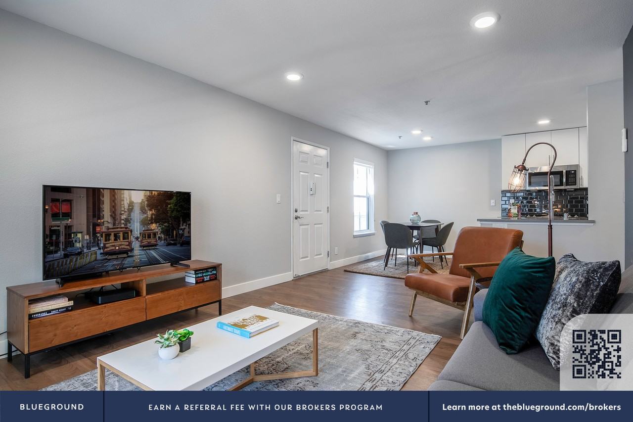 801 Church Street - Photo 4 of 37