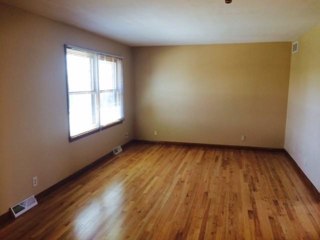 Mecherle Drive Apartments - Photo 2 of 11
