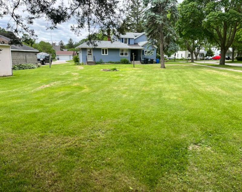 424 N Main St - Photo 2 of 21