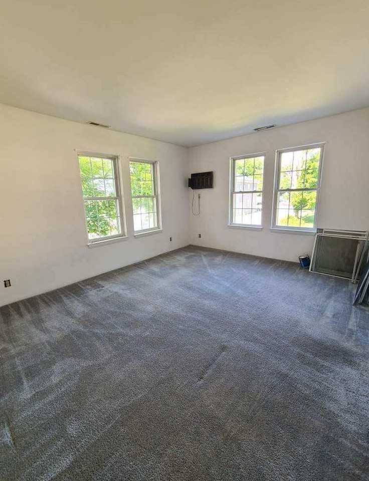 19 Clinton St - Photo 3 of 7