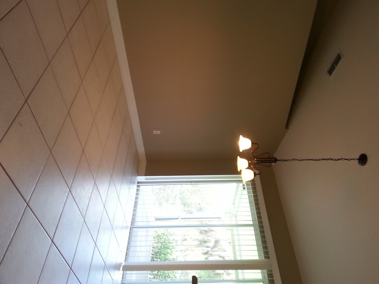 421 16th St Ne - Photo 3 of 14