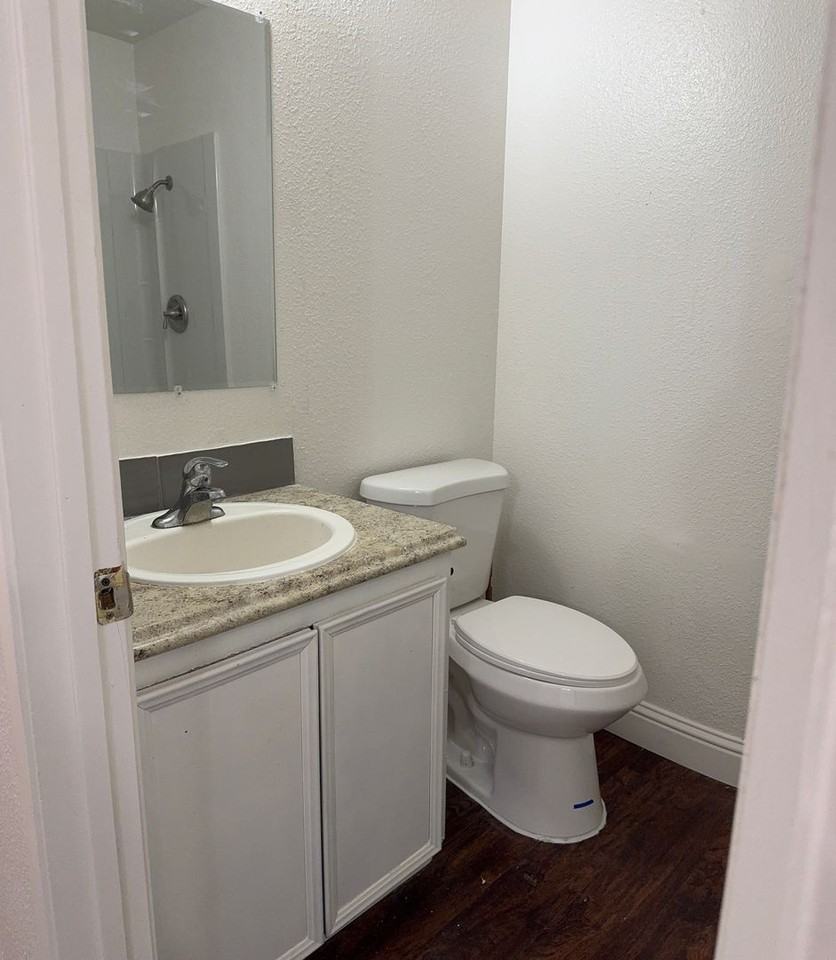 2808 Prescott Road - Photo 3 of 9