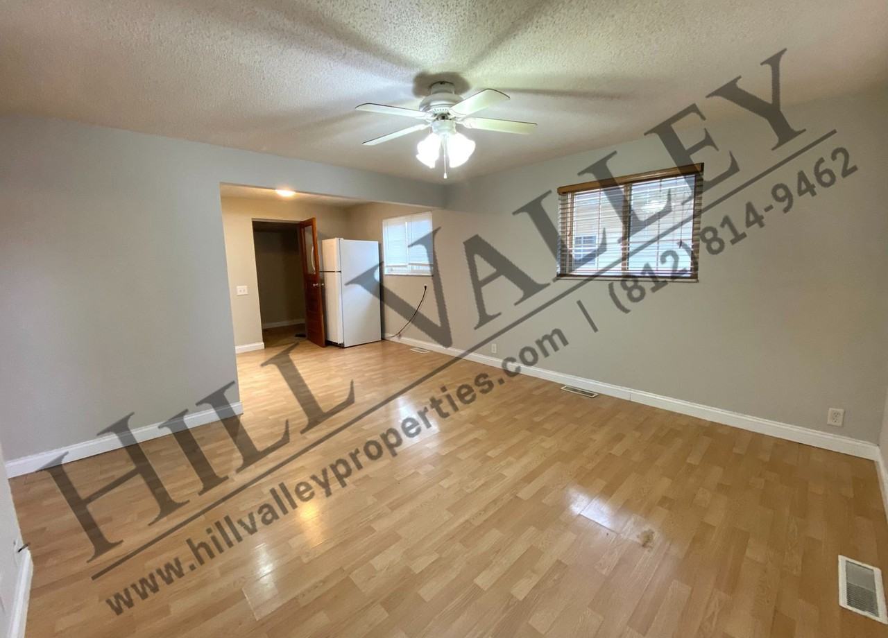 2370 Idaho St - Photo 3 of 13