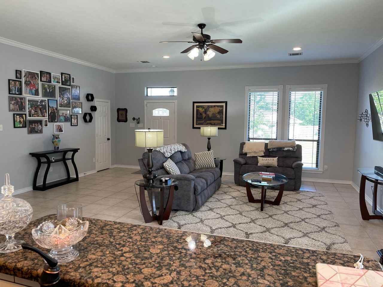 1105 Bracey Ct - Photo 3 of 26