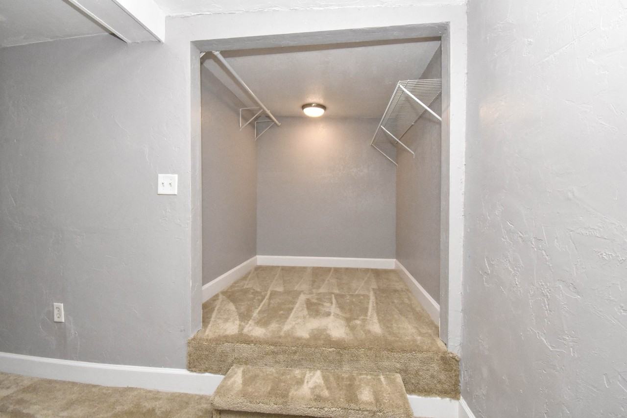 101 Nw 10th St - Photo 6 of 18