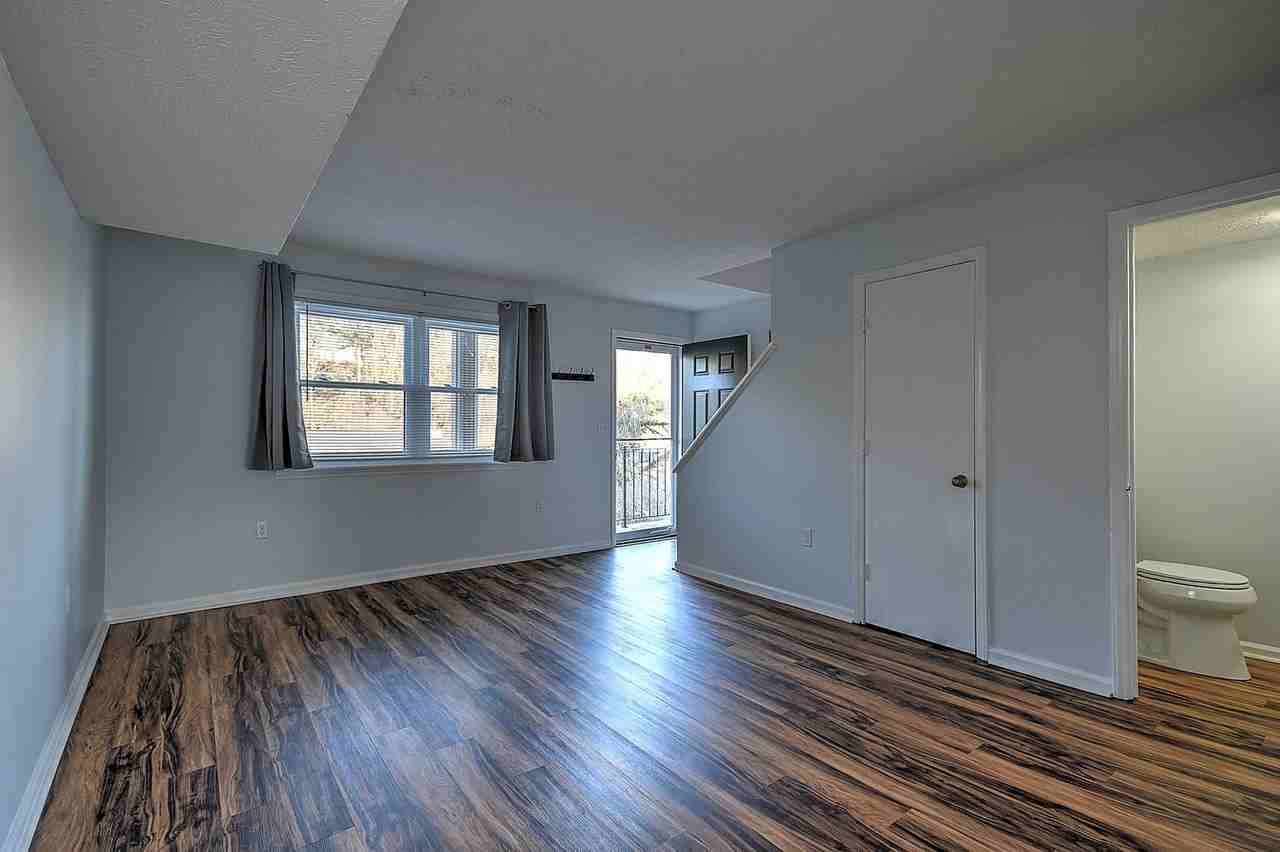 449 Eastley Ct #5 - Photo 2 of 27