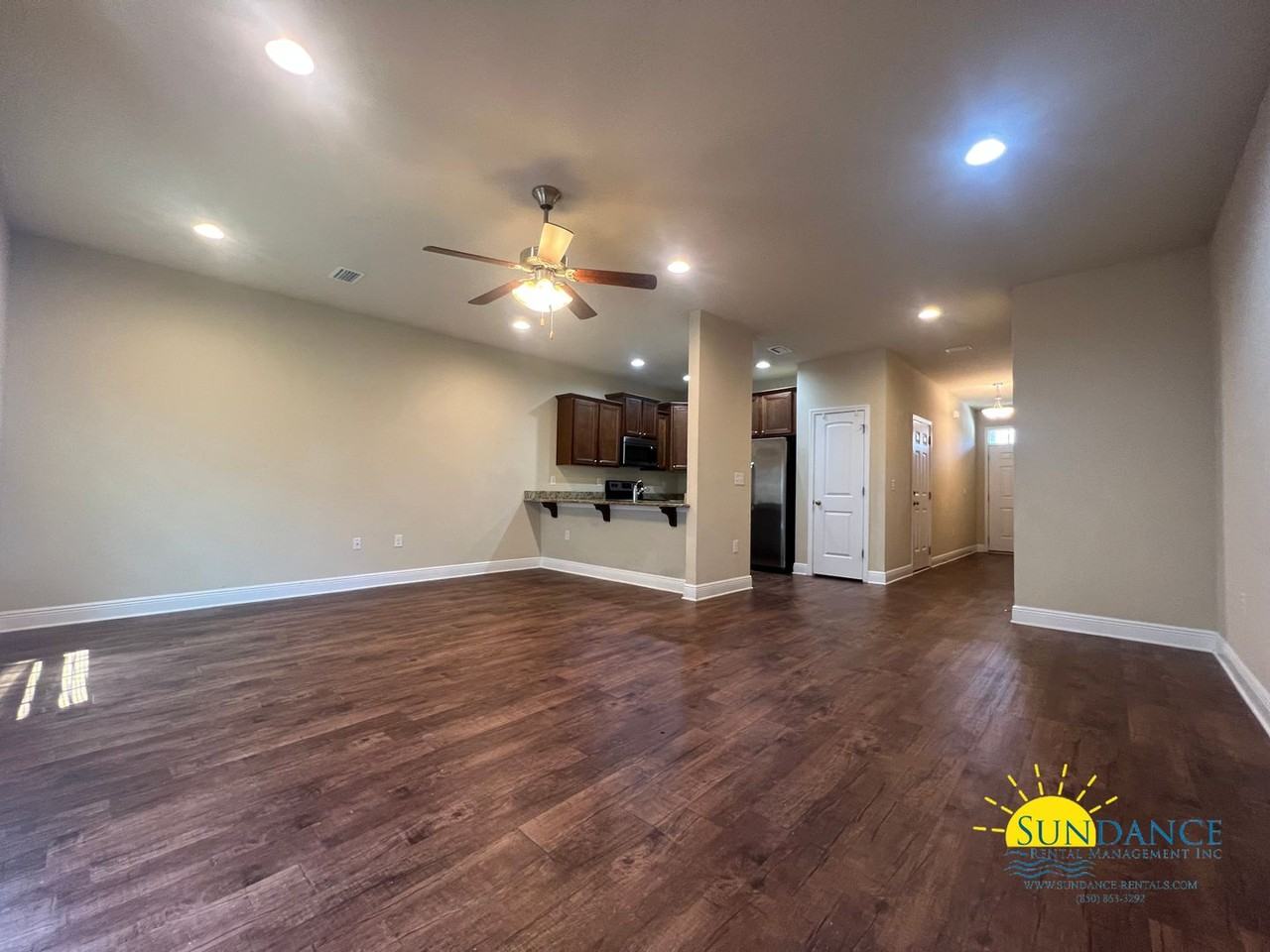 8735 Brown Pelican Cir - Photo 3 of 30