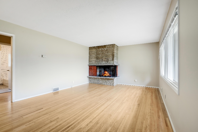 6332 Xerxes Ave S - Photo 5 of 9