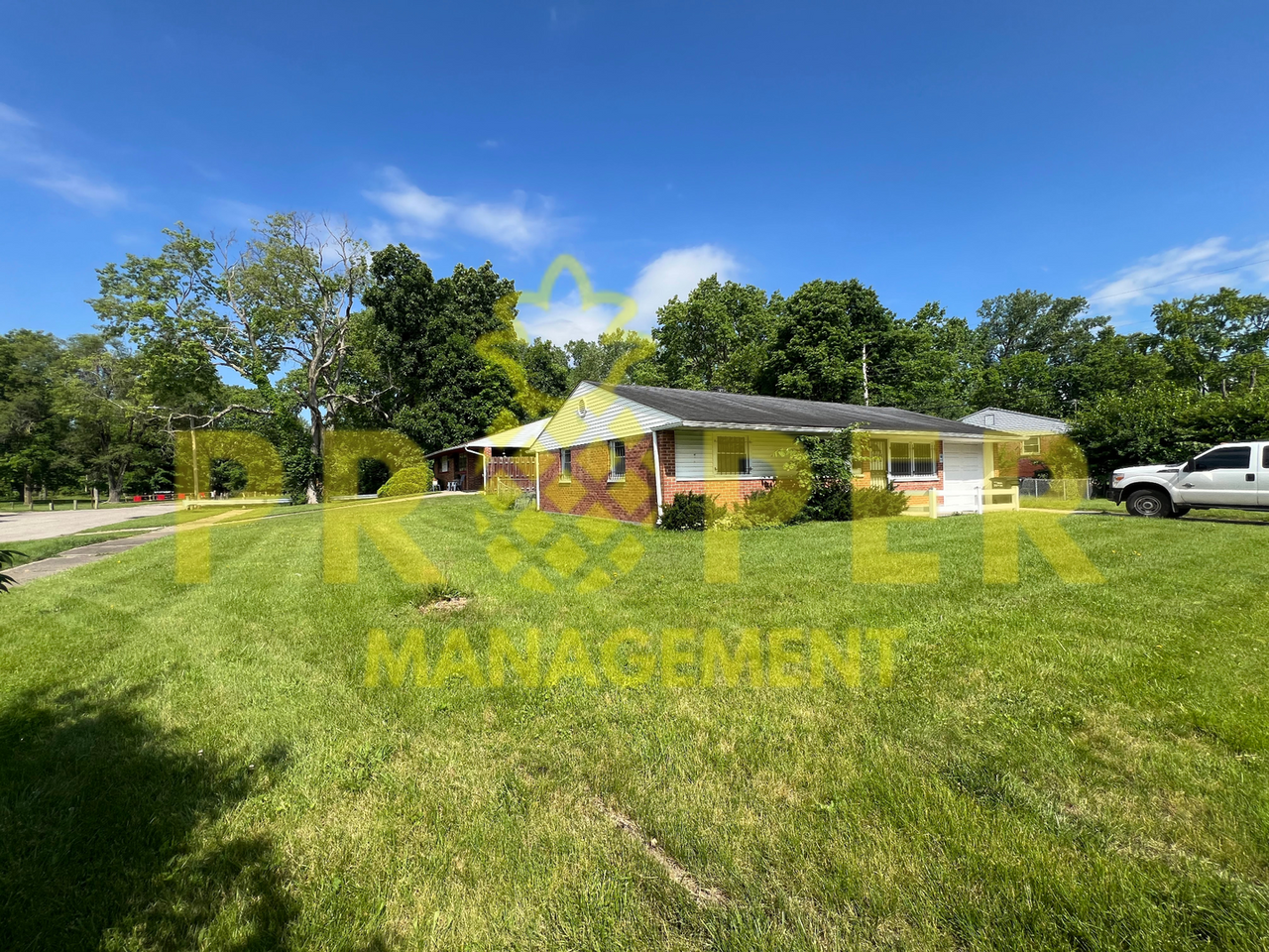 2307 Westport Dr - Photo 2 of 10