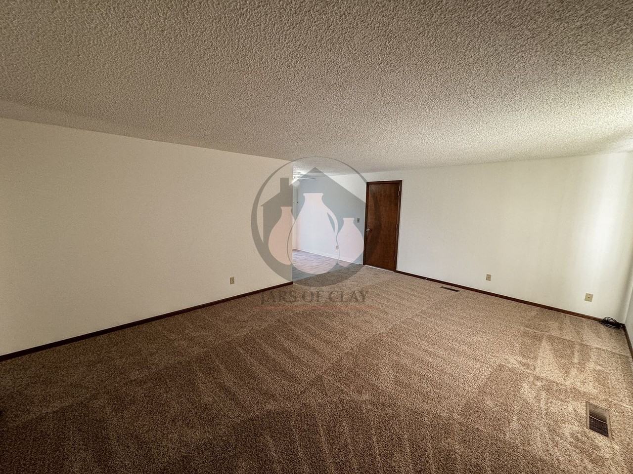 Robidoux #2022-1210 - Photo 2 of 11