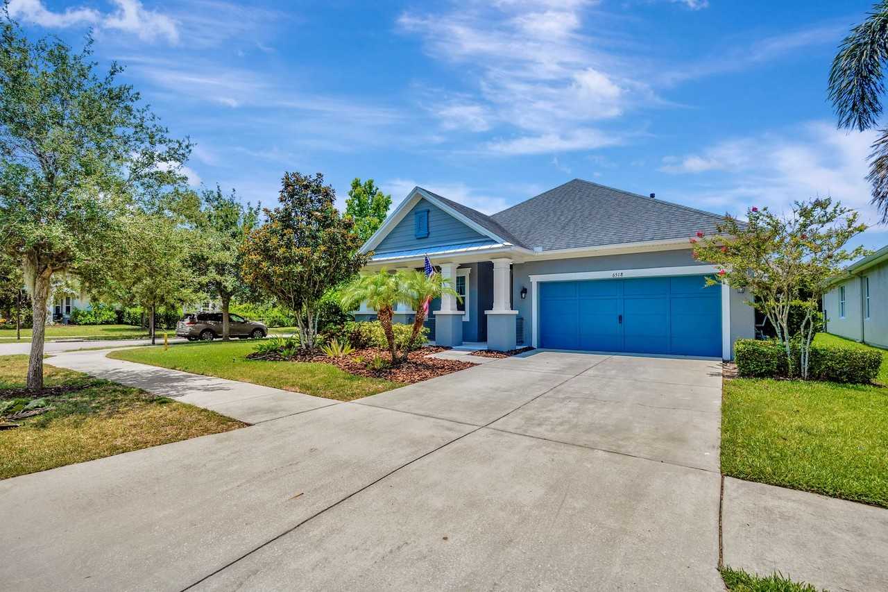 6518 Park Strand Dr - Photo 2 of 30