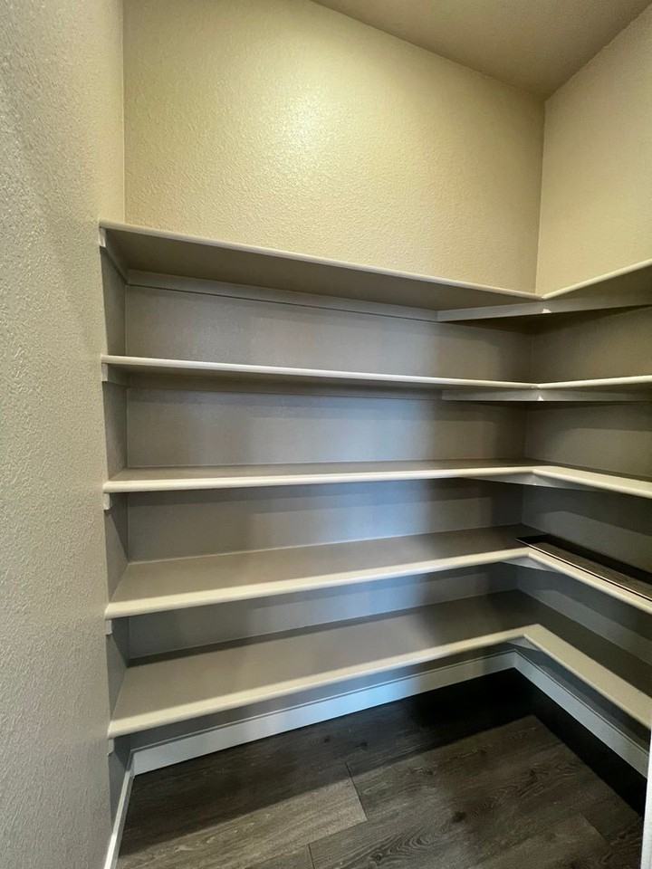 1599 Vantage Pkwy - Photo 5 of 37