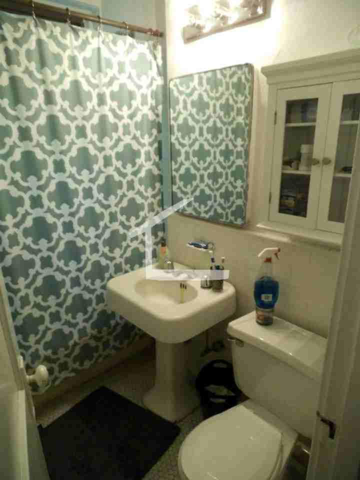 35 Mount Hood Rd - Photo 5 of 10