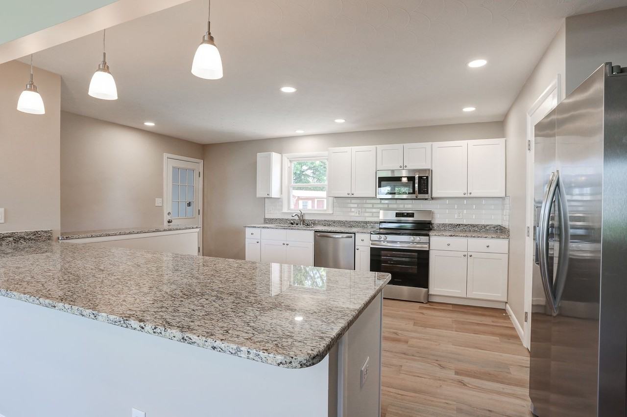 224 Hershey Rd - Photo 6 of 15