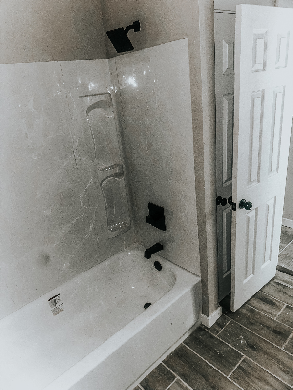 701 S Broadway Ave - Photo 5 of 6