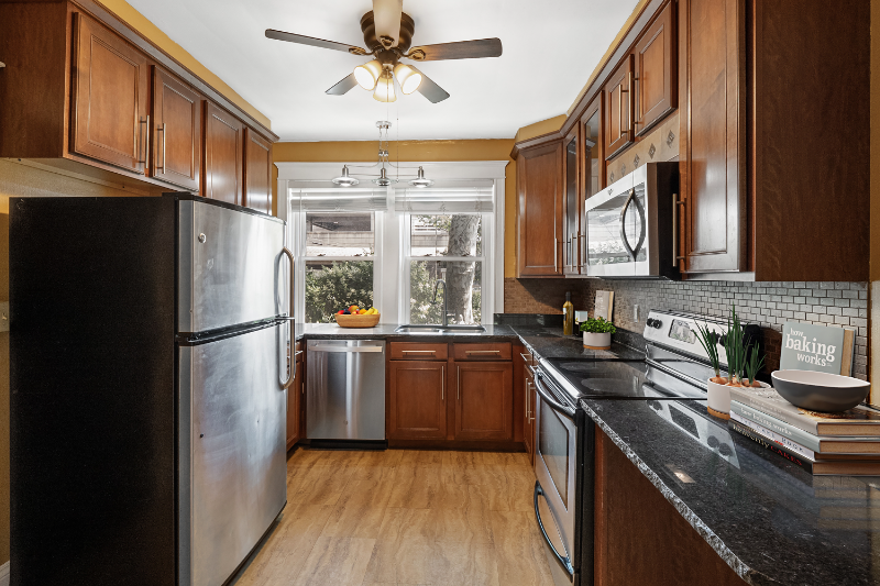 3640 De Tonty St - Photo 3 of 6