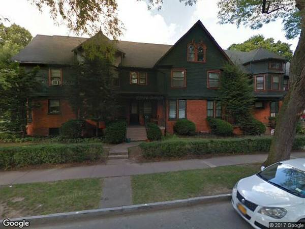 556 Park Ave #556PARKAVE - Photo 2 of 9