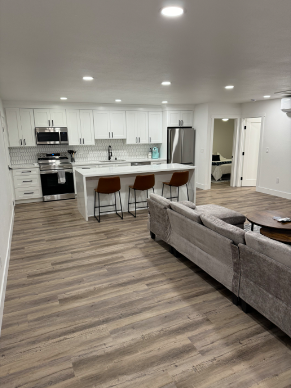 1895 Susan Ln #A - Photo 3 of 6