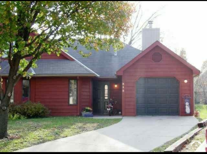 313 Glenview Dr - Photo 2 of 13