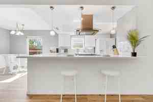 featured image of 1614 Woodcrest Ln