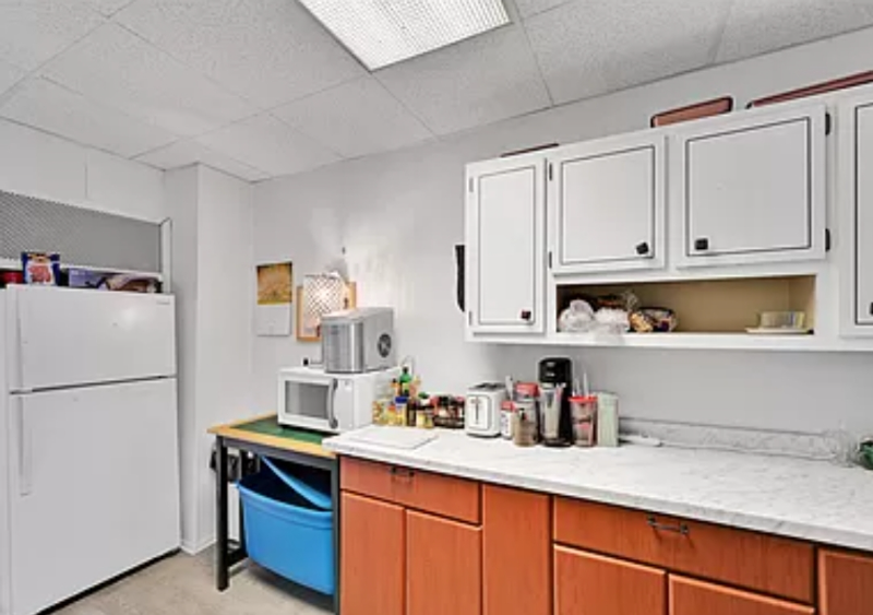 706 Mahantongo St #2 - Photo 3 of 7