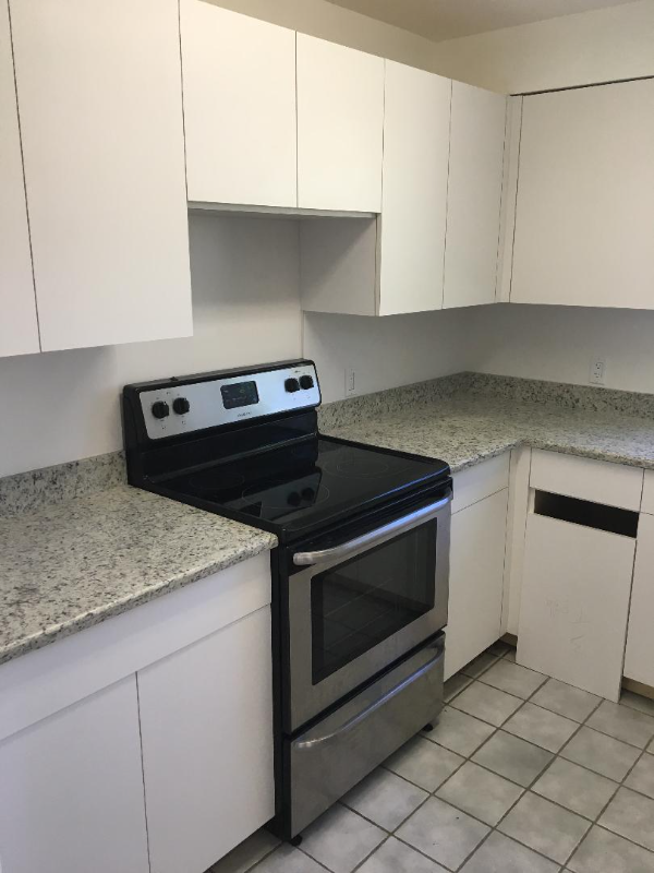 6545 Katherine Ct - Photo 3 of 8