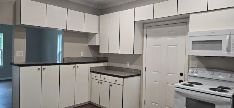 105 S 3rd St - Photo 5 of 18