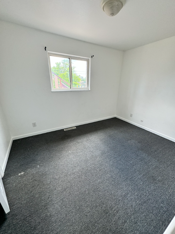 207 University Dr #A - Photo 3 of 7