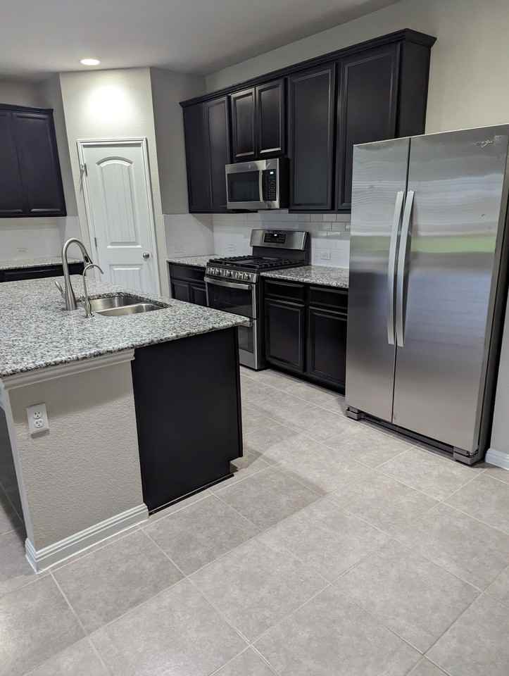 112 Mauldin St #NA - Photo 3 of 26