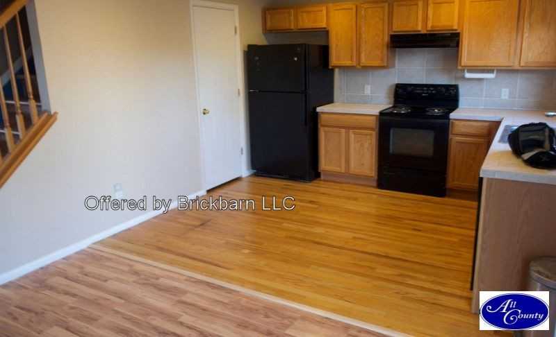 521 Plowman Way - Photo 3 of 12