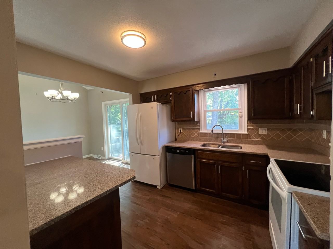 823 S Virginia Ln #NA - Photo 3 of 16