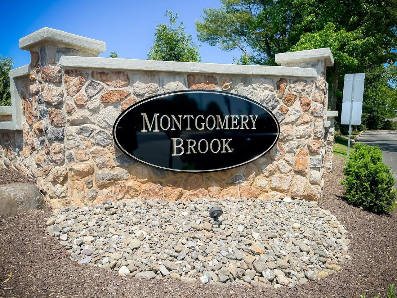 1116 Foxmeadow Dr - Photo 2 of 29