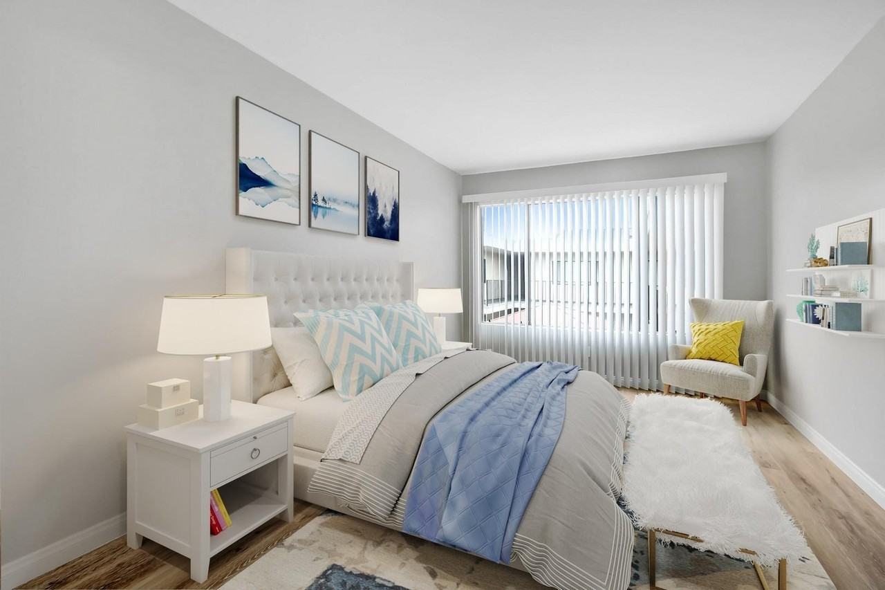 Camelot Apartments - Photo 5 of 9