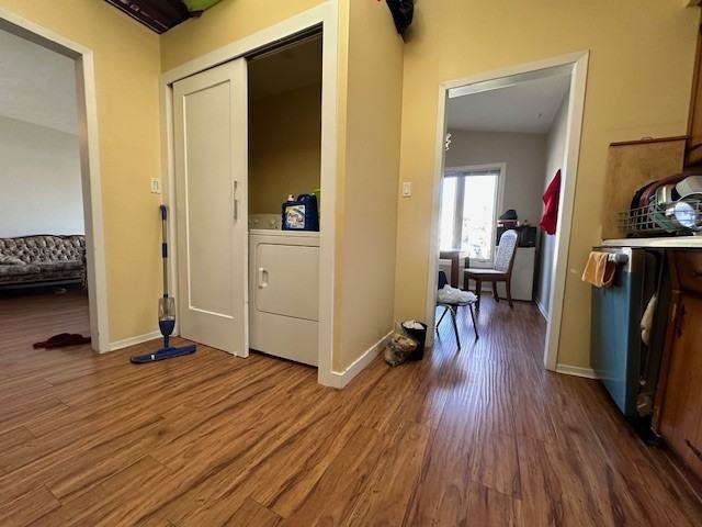 545 Havelock Drive - Photo 3 of 18