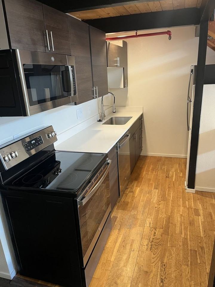 Everett Station Lofts - Photo 4 of 29