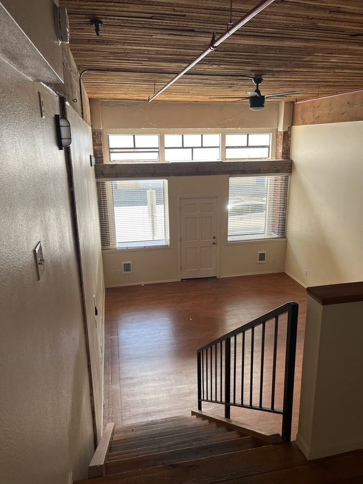 Everett Station Lofts - Photo 5 of 29