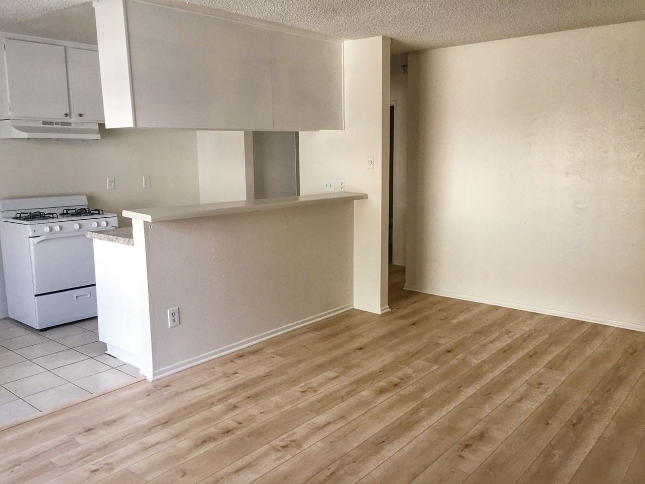 Villa Bonita - Ave. R - Photo 2 of 15