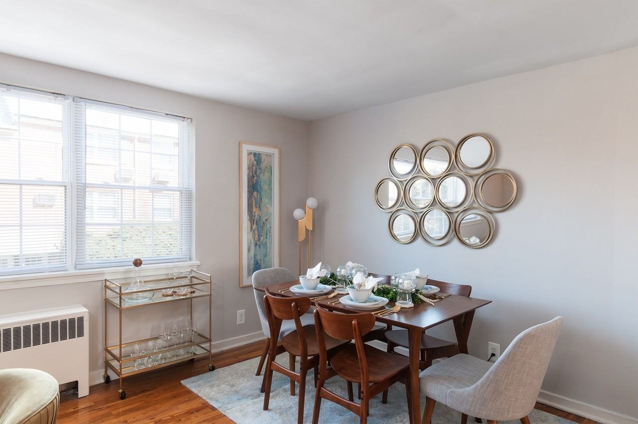 Metropolitan Wynnewood - Photo 6 of 50