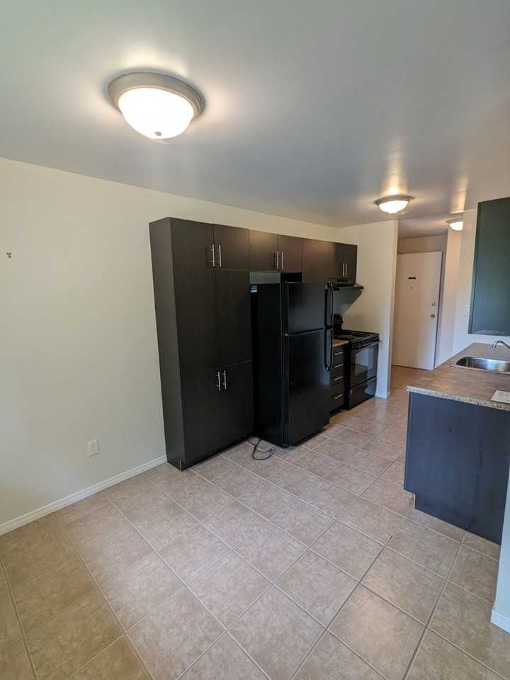 832 Armour Rd. #7 - Photo 2 of 8