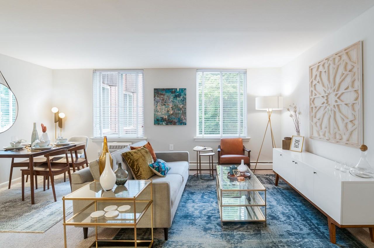 Metropolitan Roxborough - Photo 2 of 19