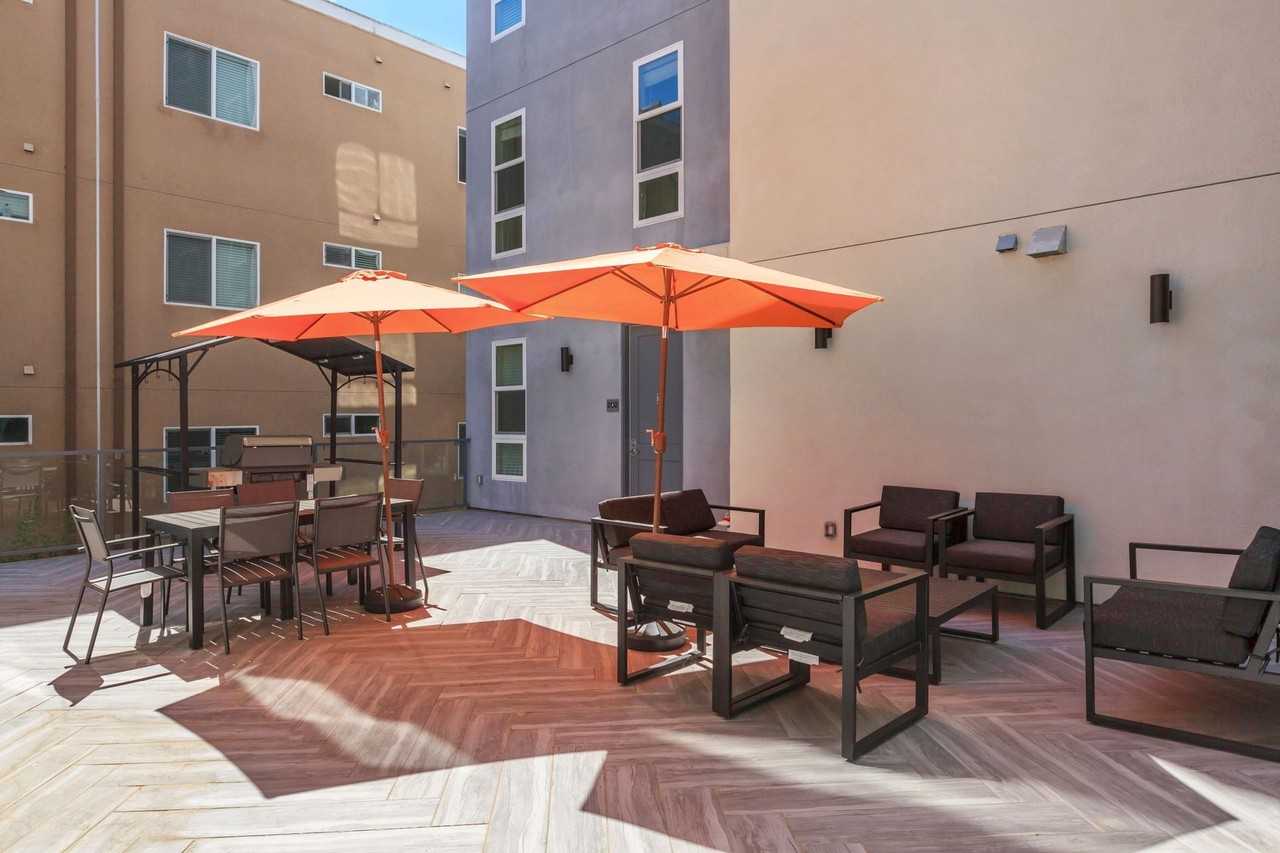 Serendipity NoHo - Photo 5 of 5