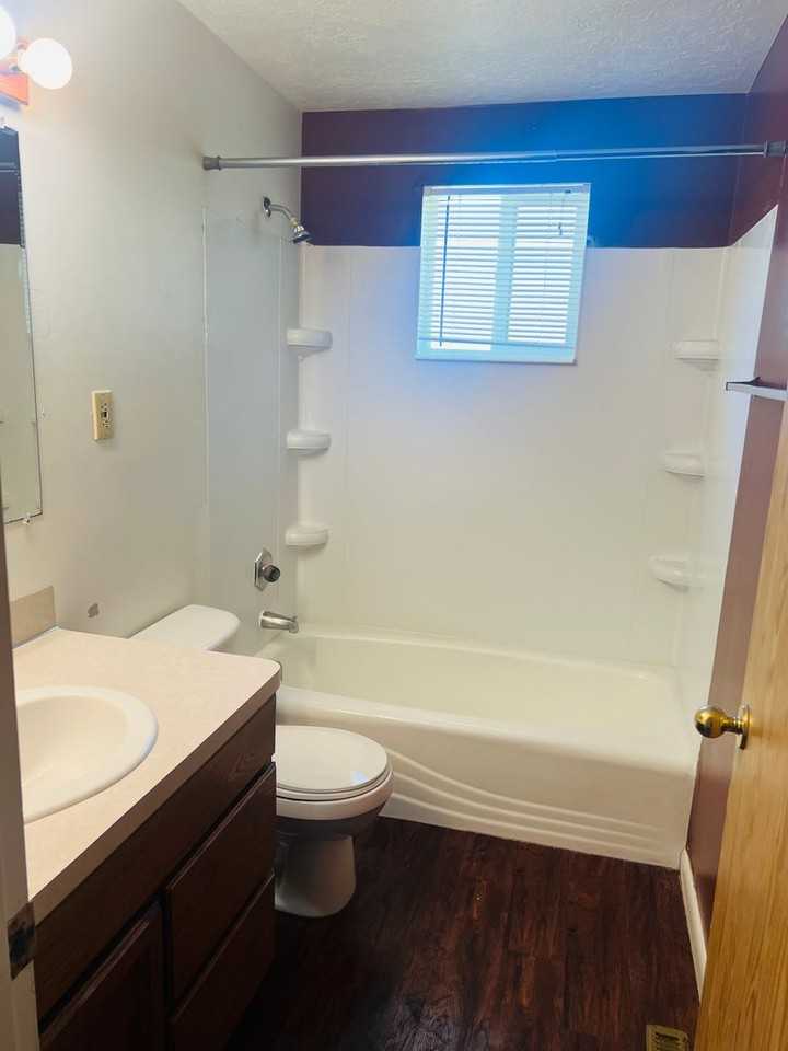 155 W 4900 S - Photo 2 of 12